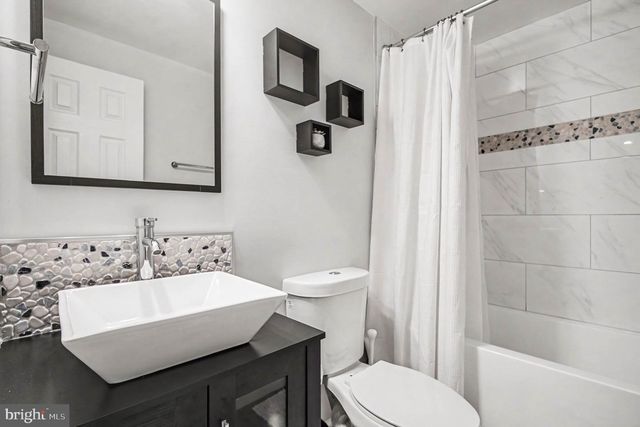 9770 TURNBUCKLE DR, Burke, VA 22015