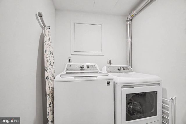 9770 TURNBUCKLE DR, Burke, VA 22015