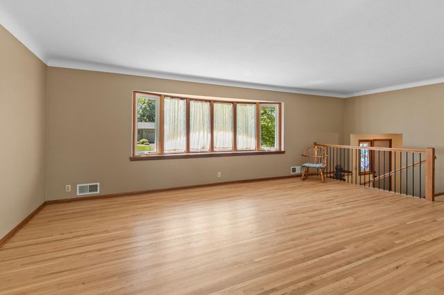 2567 Orchard Lane, White Bear Lake, MN 55110