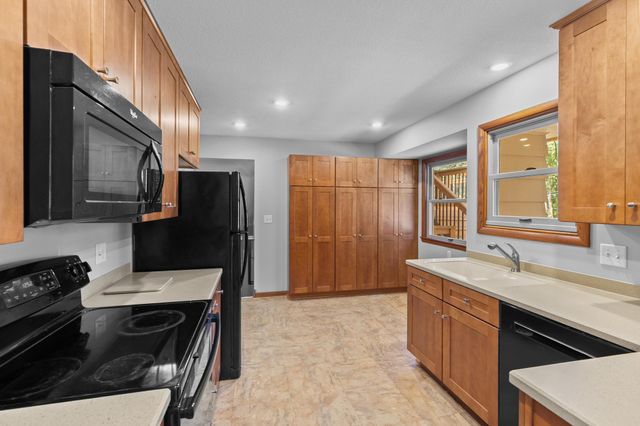 2567 Orchard Lane, White Bear Lake, MN 55110
