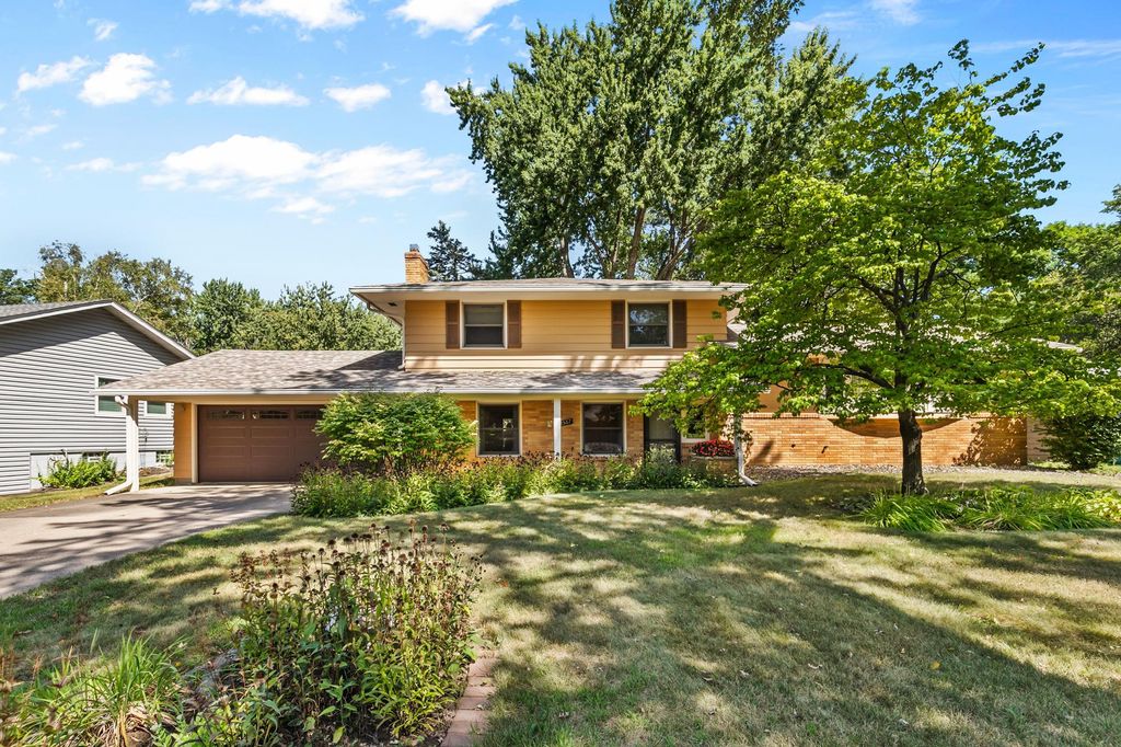 2567 Orchard Lane, White Bear Lake, MN 55110 — exterior