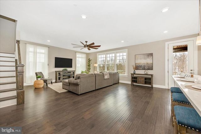 6035 FALLFISH, New Market, MD 21774