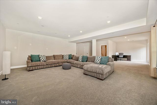 6035 FALLFISH, New Market, MD 21774