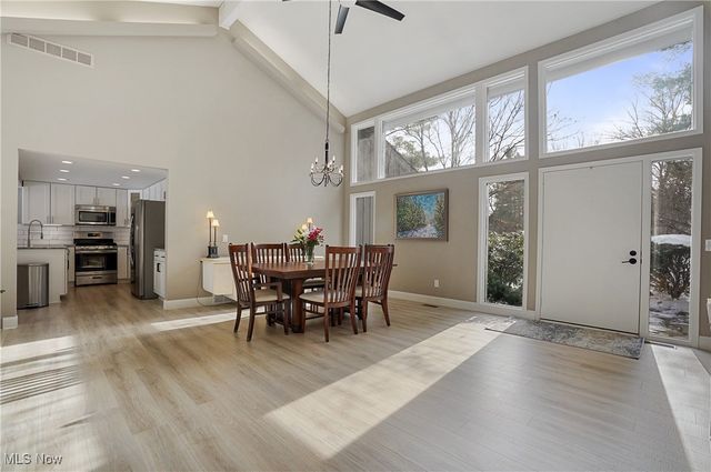 429-53 Honeysuckle Path, Aurora, OH 44202