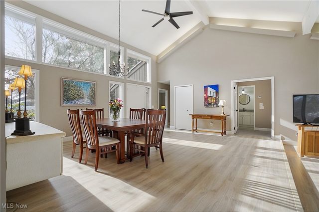 429-53 Honeysuckle Path, Aurora, OH 44202