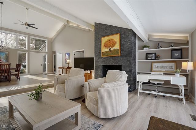 429-53 Honeysuckle Path, Aurora, OH 44202