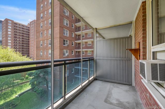 97-10 62 Drive 3H, Rego Park, NY 11374
