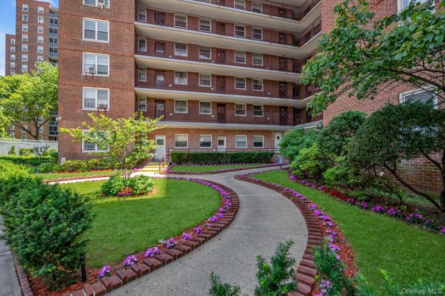 97-10 62 Drive 3H, Rego Park, NY 11374