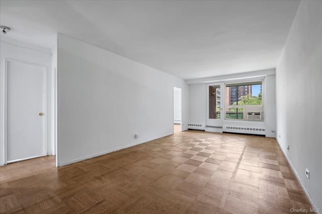 97-10 62 Drive 3H, Rego Park, NY 11374