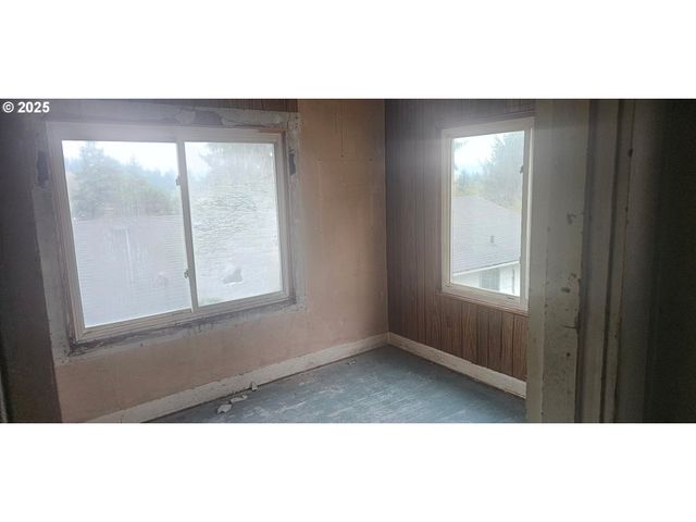 311 N 19TH Ave, Kelso, WA 98626