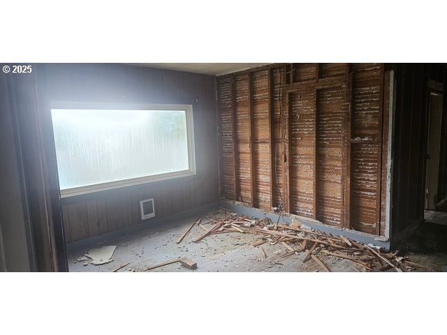 311 N 19TH Ave, Kelso, WA 98626