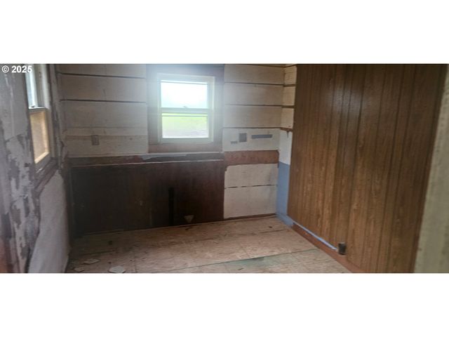 311 N 19TH Ave, Kelso, WA 98626