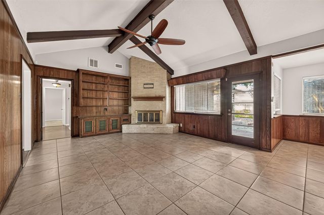 15318 Torry Pines Road, Houston, TX 77062