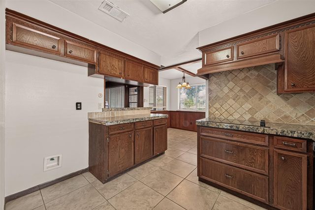 15318 Torry Pines Road, Houston, TX 77062