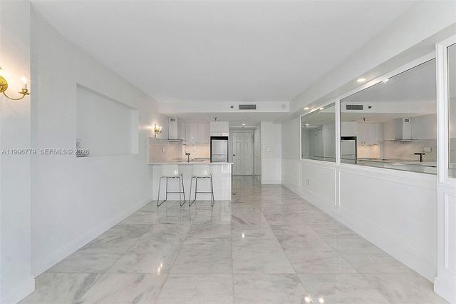 540 Brickell Key Drive 928, Miami, FL 33131