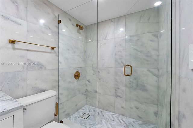 540 Brickell Key Drive 928, Miami, FL 33131