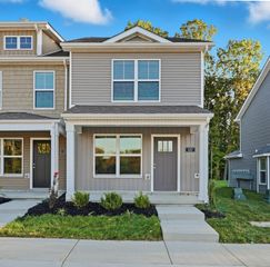 137 Quarry Point Dr C137, Clarksville, TN 37043