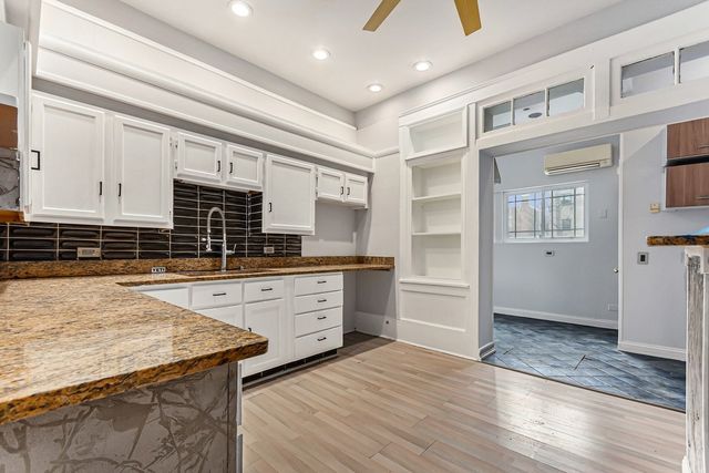 5114 S Dorchester Avenue, Chicago, IL 60615