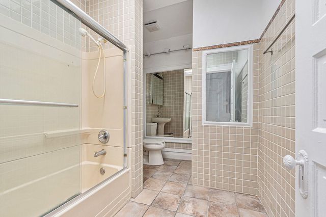 5114 S Dorchester Avenue, Chicago, IL 60615