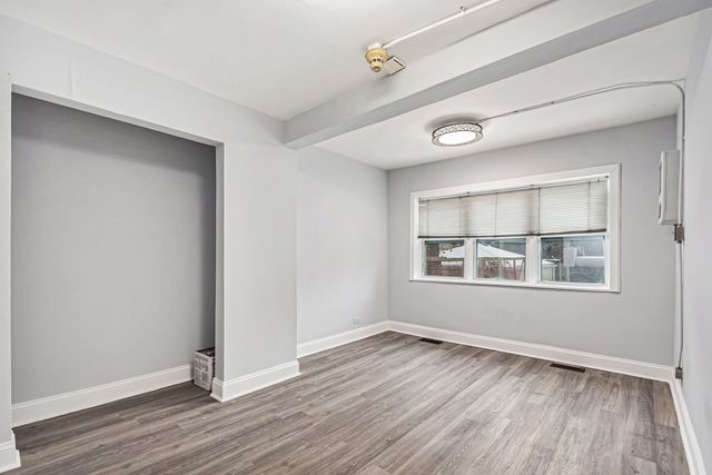 5114 S Dorchester Avenue, Chicago, IL 60615