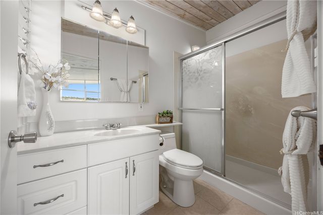 1608 Piikea Street, Honolulu, HI 96818