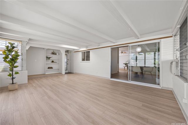 1608 Piikea Street, Honolulu, HI 96818