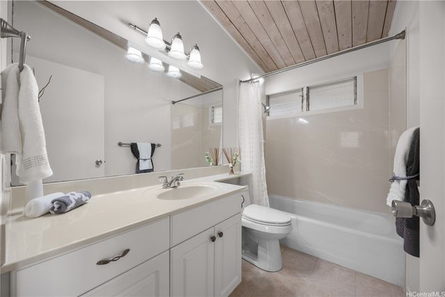 1608 Piikea Street, Honolulu, HI 96818