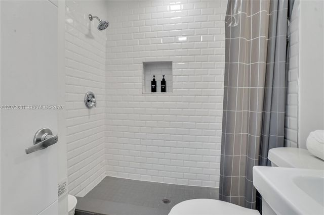 1610 S 24th Court, Hollywood, FL 33020