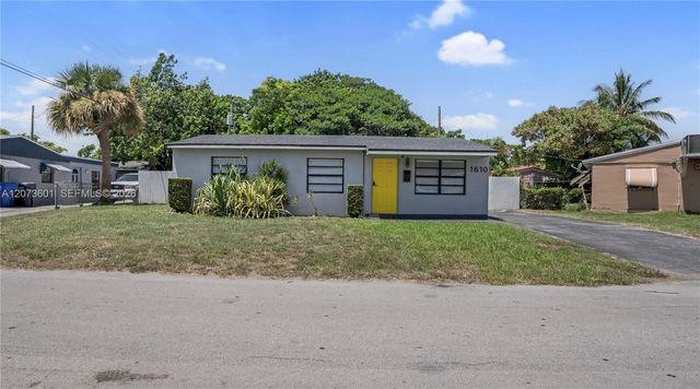 1610 S 24th Court, Hollywood, FL 33020