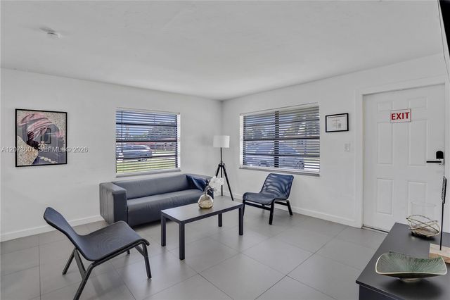 1610 S 24th Court, Hollywood, FL 33020