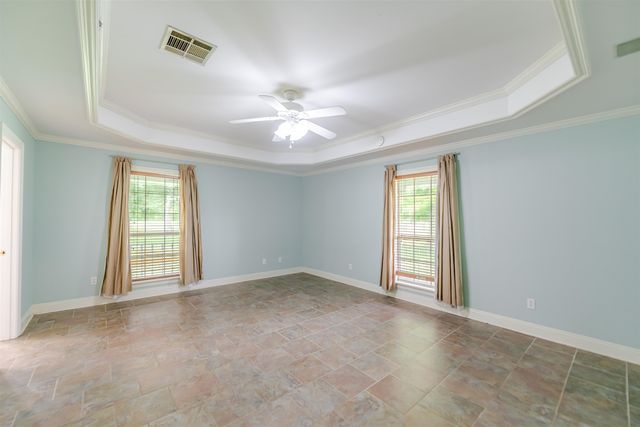 1585 Burma Rd, Thibodaux, LA 70301