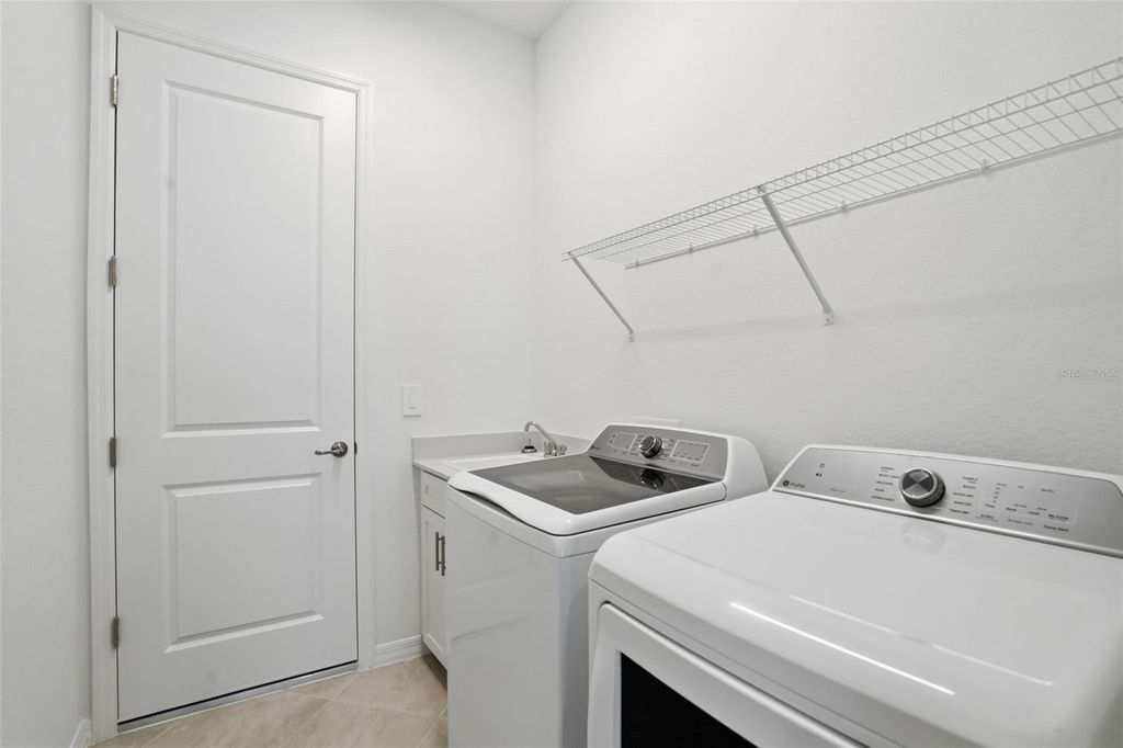 Image 20 of property listing at 19736 TROUT TERRACE, Lakewood Ranch, FL 34211