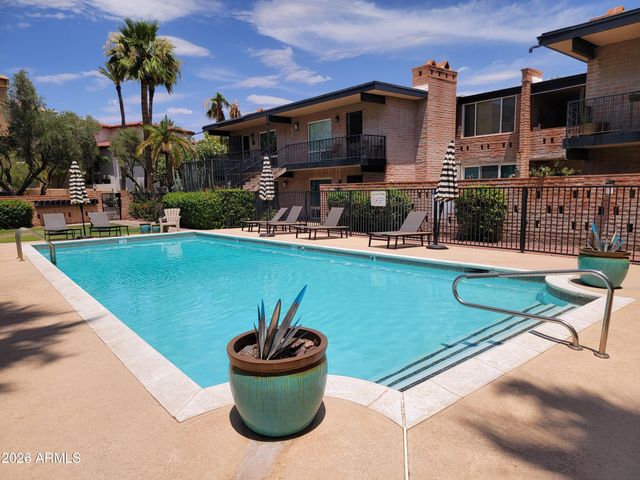 7401 E NORTHLAND Drive 8, Scottsdale, AZ 85251