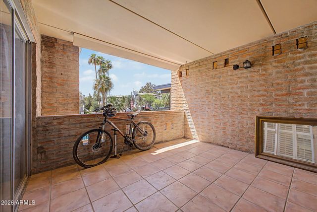 7401 E NORTHLAND Drive 8, Scottsdale, AZ 85251
