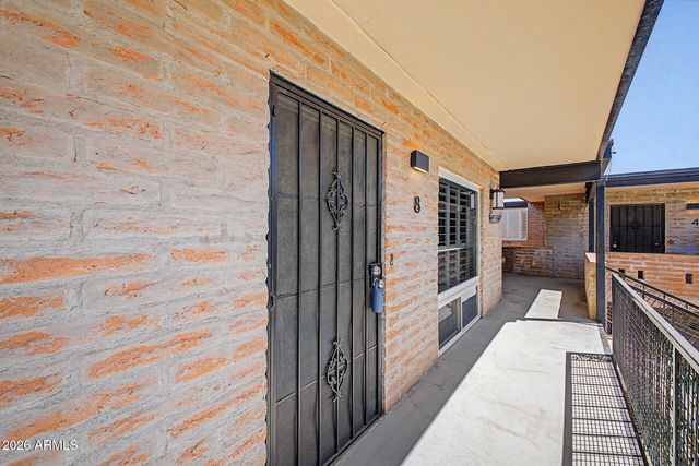 7401 E NORTHLAND Drive 8, Scottsdale, AZ 85251