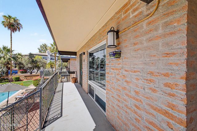 7401 E NORTHLAND Drive 8, Scottsdale, AZ 85251