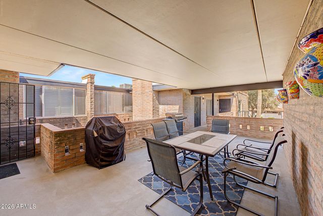 7401 E NORTHLAND Drive 8, Scottsdale, AZ 85251