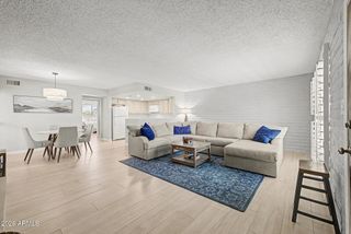 7401 E NORTHLAND Drive 8, Scottsdale, AZ 85251