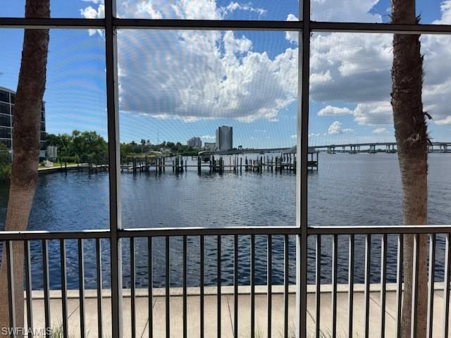 2743 1st ST 104, Fort Myers, FL 33916