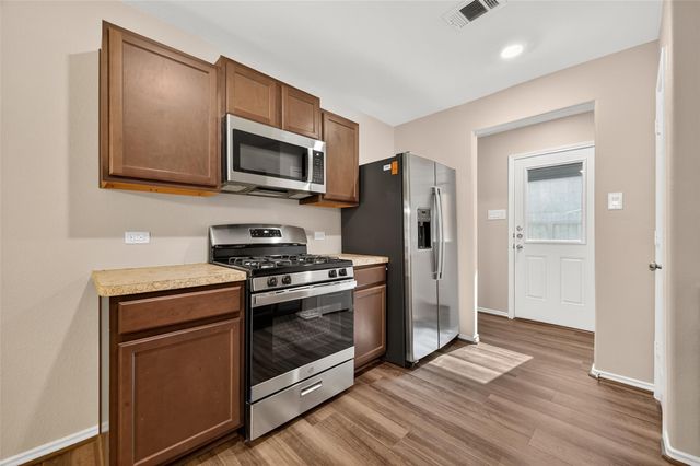 8131 Blooming Meadow Lane, Houston, TX 77016