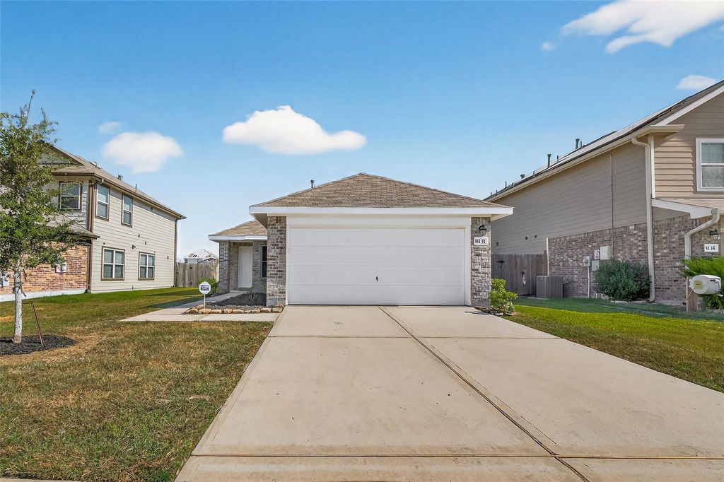 8131 Blooming Meadow Lane, Houston, TX 77016