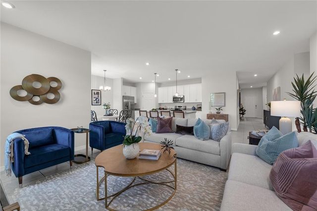 422 EVENTIDE AVENUE, Mascotte, FL 34753