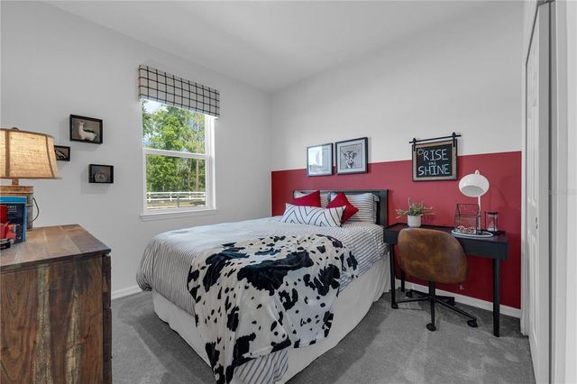422 EVENTIDE AVENUE, Mascotte, FL 34753