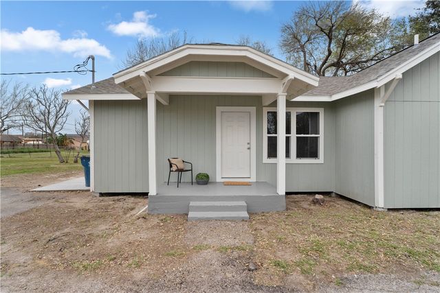 2459 1st St, Ingleside, TX 78362