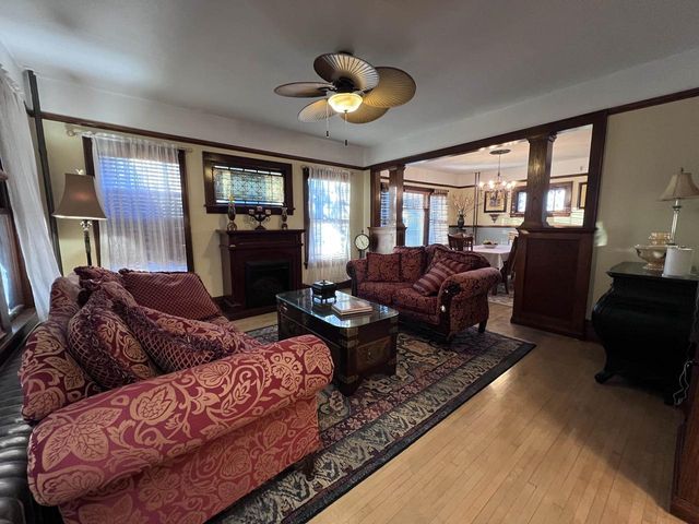 1423 N 26th St, Superior, WI 54880