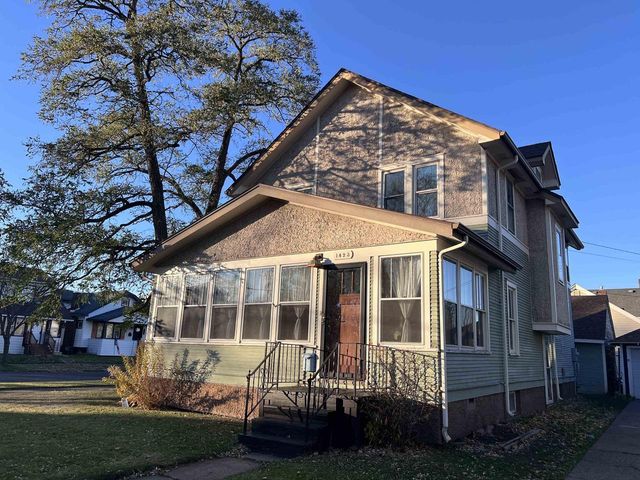 1423 N 26th St, Superior, WI 54880
