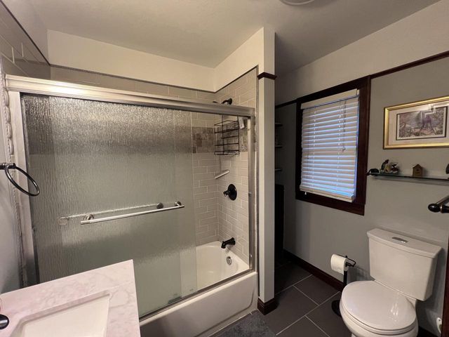 1423 N 26th St, Superior, WI 54880