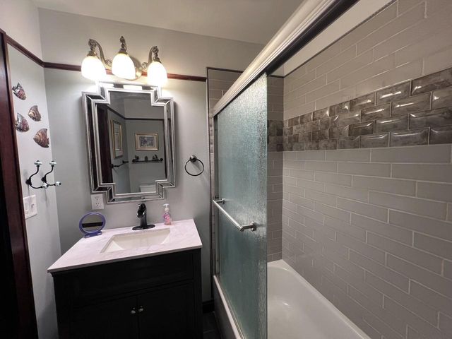 1423 N 26th St, Superior, WI 54880