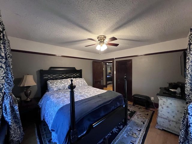 1423 N 26th St, Superior, WI 54880