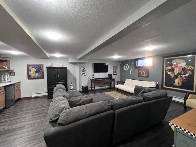 1423 N 26th St, Superior, WI 54880